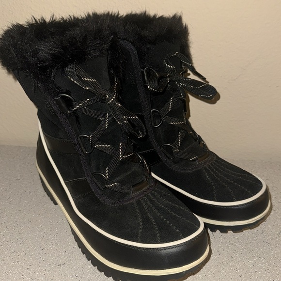 Sorel Women’s Tivoli II Suede Ski and Snow Boots Size 6.5 - Picture 4 of 9